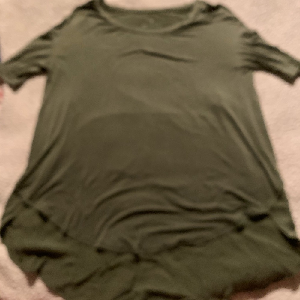 🛍American Eagle Soft and Sexy Green high-low top